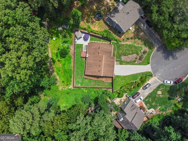 10 Saratoga Drive, Lawrenceville, GA 30044