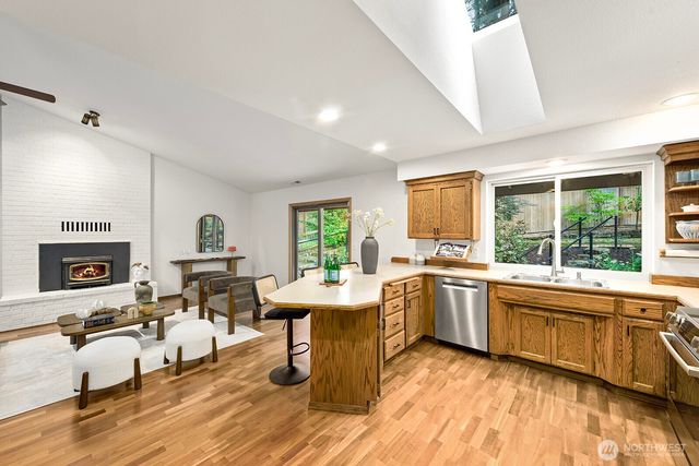 2043 215th Place SW, Brier, WA 98036