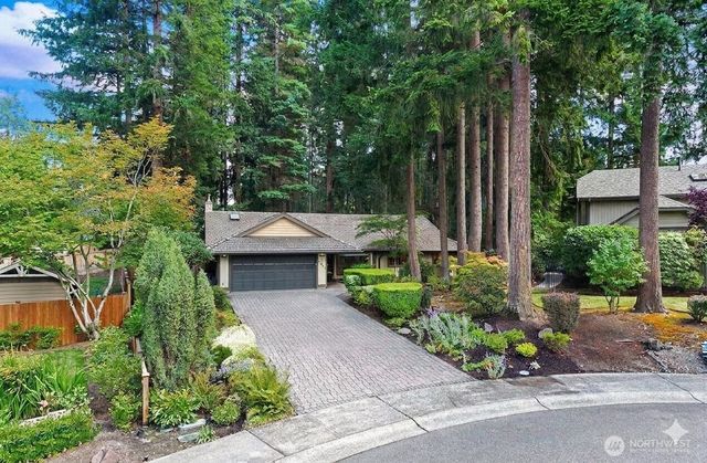 2043 215th Place SW, Brier, WA 98036