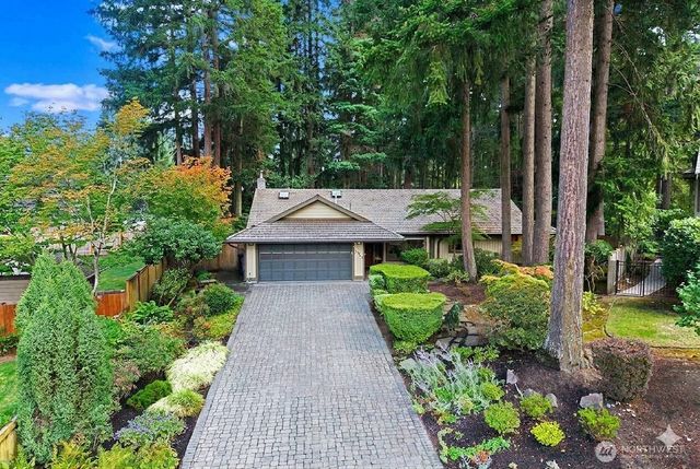 2043 215th Place SW, Brier, WA 98036