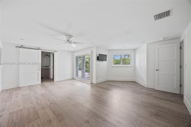 2530 NE 48th St, Lighthouse Point, FL 33064