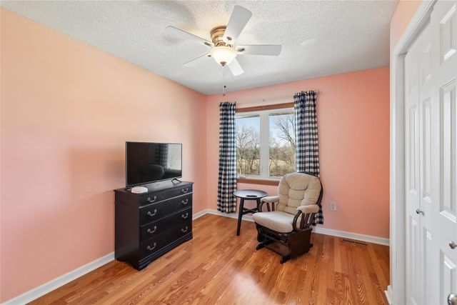 8017 Northview Drive, Urbandale, IA 50322