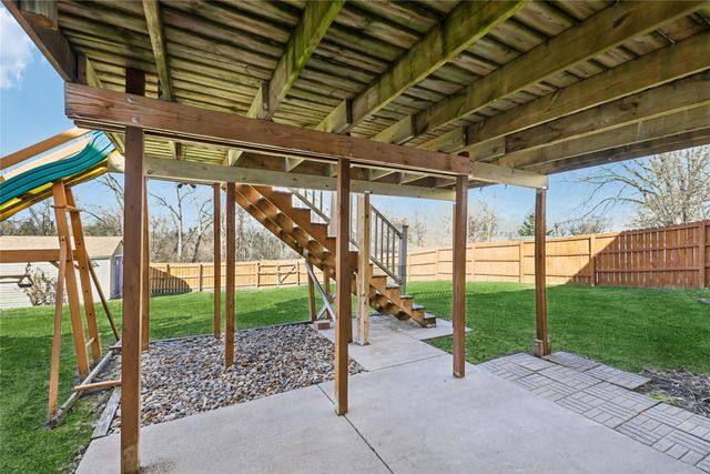 8017 Northview Drive, Urbandale, IA 50322