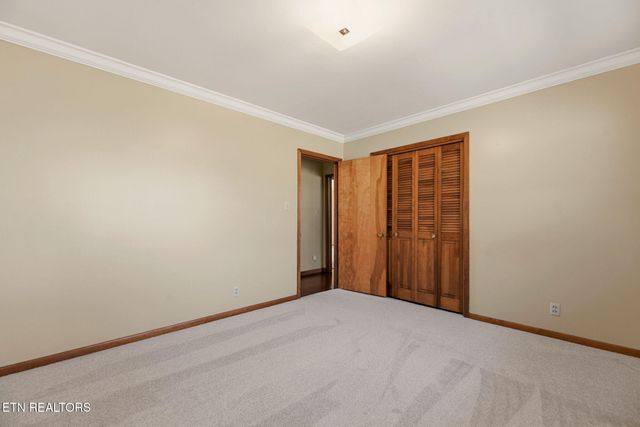 5510 E Sunset Rd, Knoxville, TN 37914