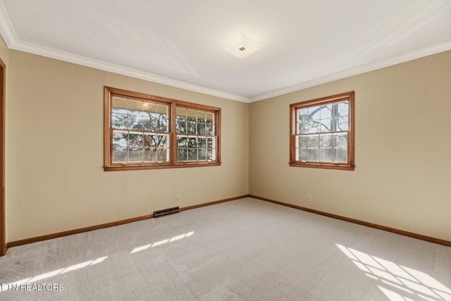 5510 E Sunset Rd, Knoxville, TN 37914