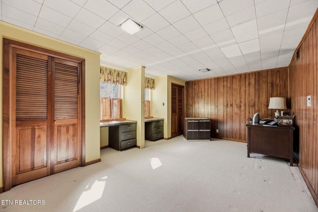 5510 E Sunset Rd, Knoxville, TN 37914