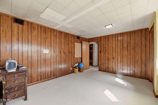 5510 E Sunset Rd, Knoxville, TN 37914