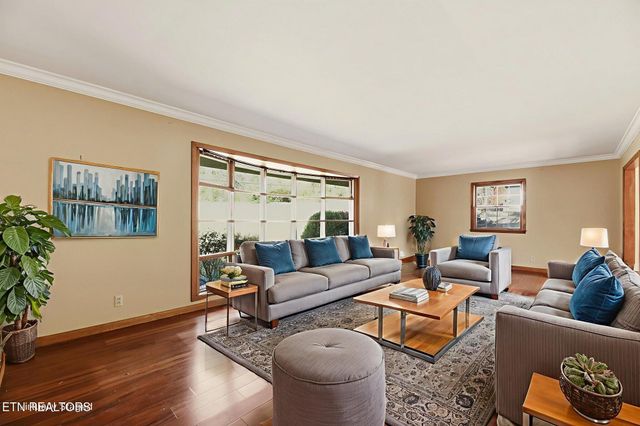 5510 E Sunset Rd, Knoxville, TN 37914