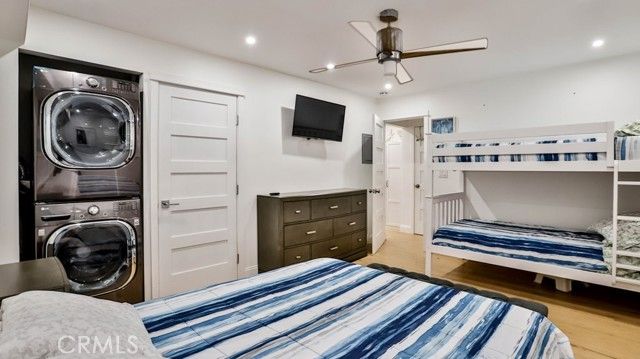 218 16th Street B, Huntington Beach, CA 92648