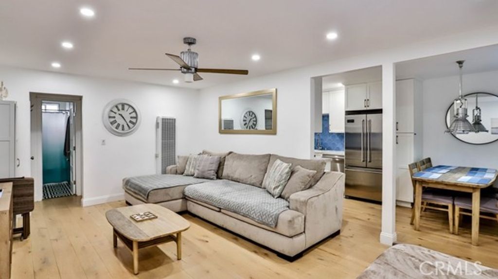 218 16th Street B, Huntington Beach, CA 92648