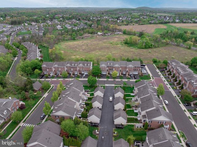 2470 N WHITTMORE ST, Furlong, PA 18925