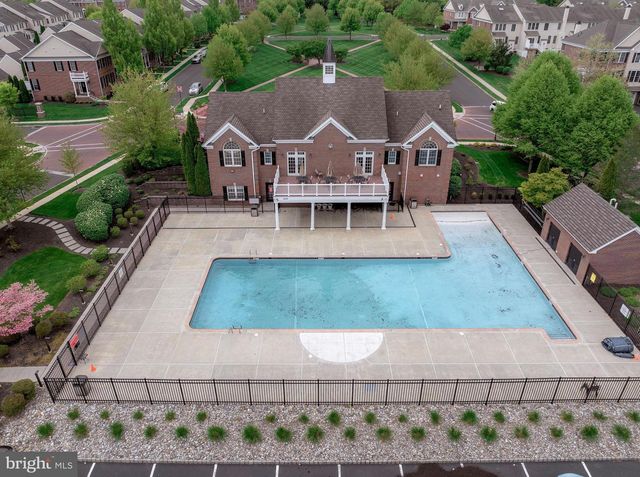 2470 N WHITTMORE ST, Furlong, PA 18925