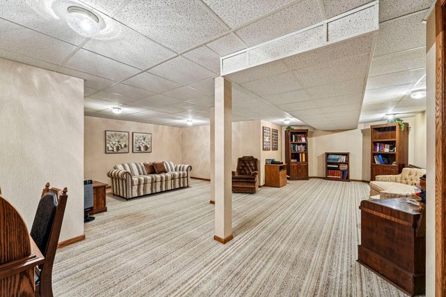 830 Westwind Drive, Little Canada, MN 55109