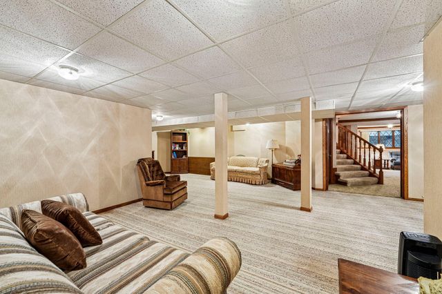 830 Westwind Drive, Little Canada, MN 55109
