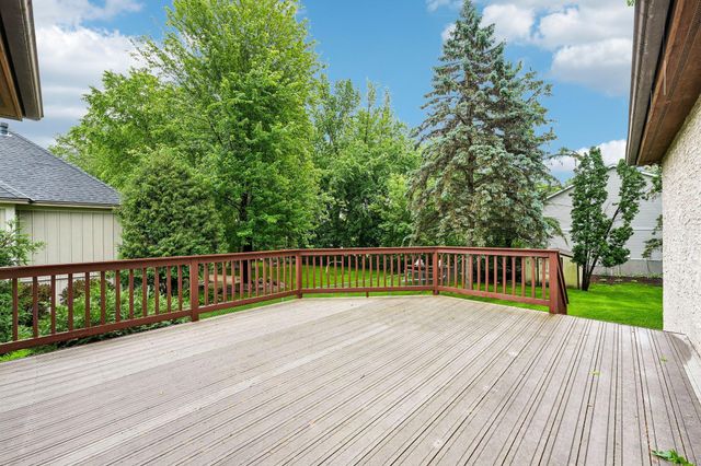 830 Westwind Drive, Little Canada, MN 55109