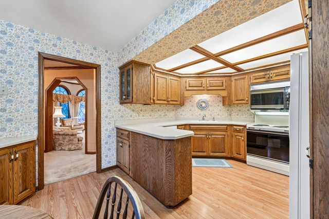 830 Westwind Drive, Little Canada, MN 55109