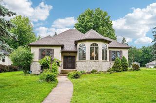 830 Westwind Drive, Little Canada, MN 55109