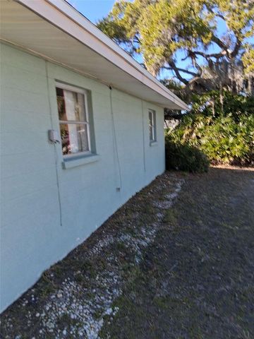 3372 MAYFLOWER STREET, Sarasota, FL 34231