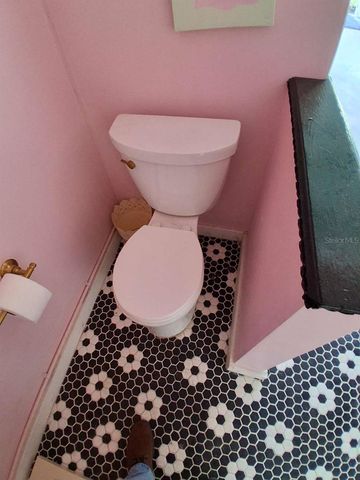 3372 MAYFLOWER STREET, Sarasota, FL 34231