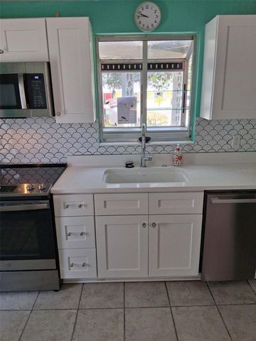 3372 MAYFLOWER STREET, Sarasota, FL 34231