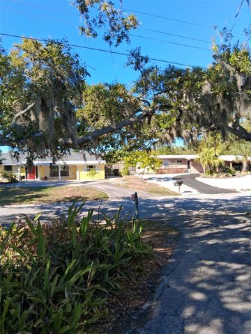 3372 MAYFLOWER STREET, Sarasota, FL 34231