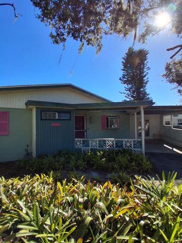 3372 MAYFLOWER STREET, Sarasota, FL 34231