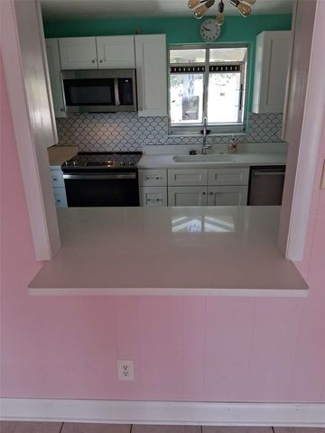 3372 MAYFLOWER STREET, Sarasota, FL 34231