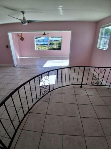 3372 MAYFLOWER STREET, Sarasota, FL 34231