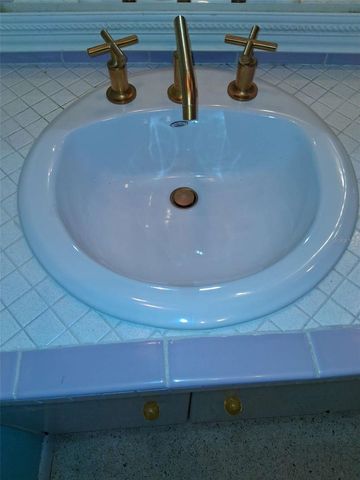 3372 MAYFLOWER STREET, Sarasota, FL 34231