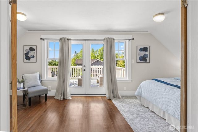 1601 10th Avenue W, Seattle, WA 98119