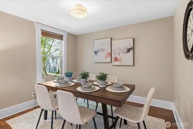 1601 10th Avenue W, Seattle, WA 98119
