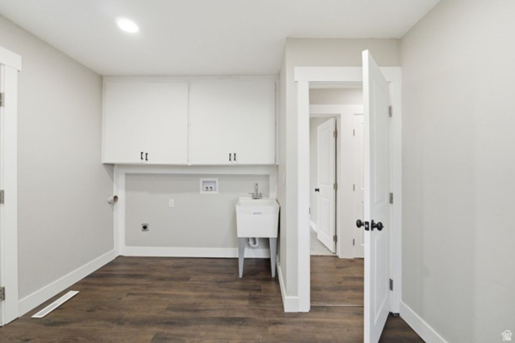 Image 17 of property listing at 10045 W 12000 N, Tremonton, UT 84337