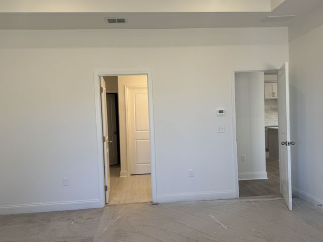 129 Dahlia Dr, La Vergne, TN 37086