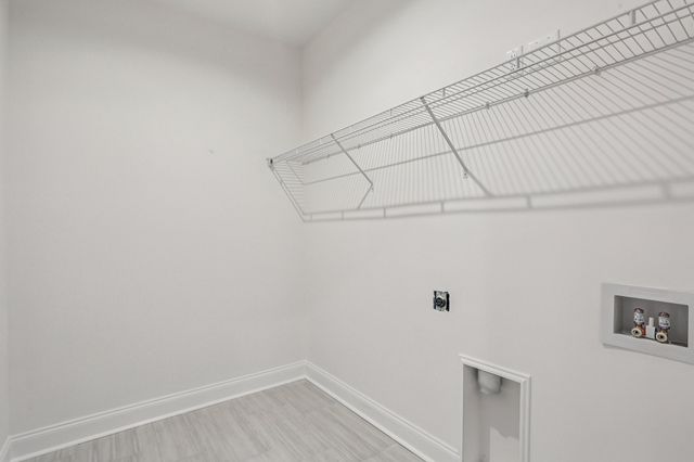 129 Dahlia Dr, La Vergne, TN 37086