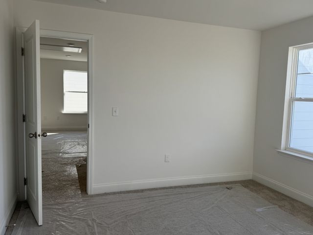 129 Dahlia Dr, La Vergne, TN 37086