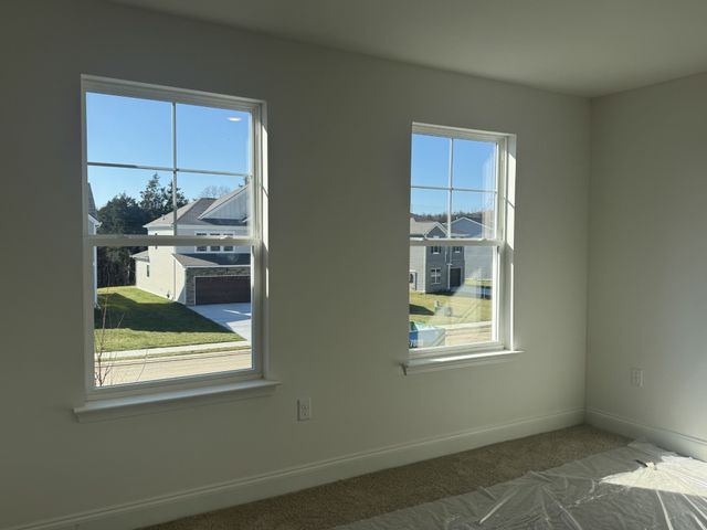 129 Dahlia Dr, La Vergne, TN 37086