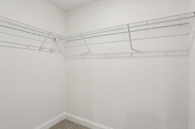 129 Dahlia Dr, La Vergne, TN 37086