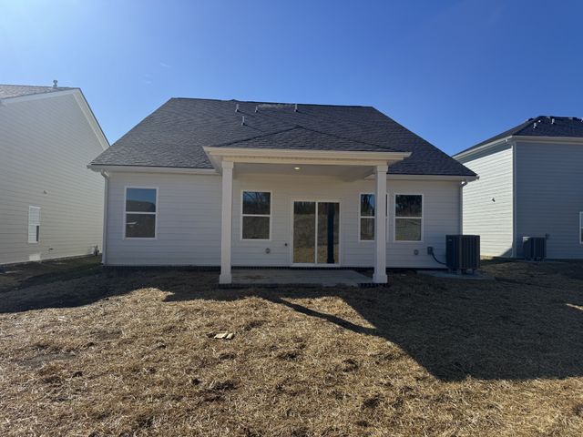 129 Dahlia Dr, La Vergne, TN 37086