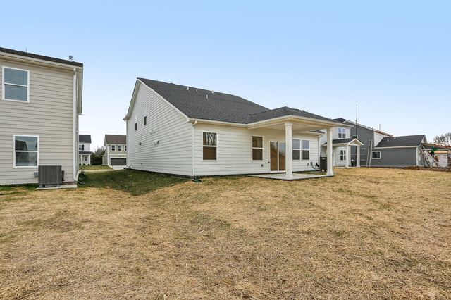 129 Dahlia Dr, La Vergne, TN 37086