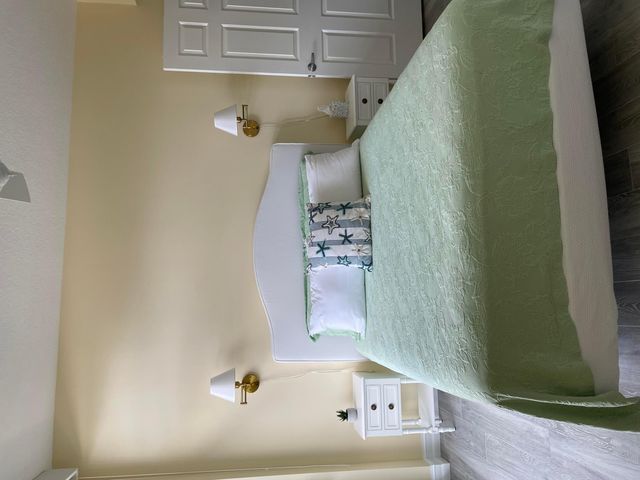 314 Inlet Way 201, Palm Beach Shores, FL 33404