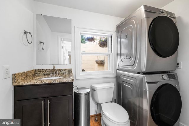 1815 FLEET ST, Baltimore, MD 21231