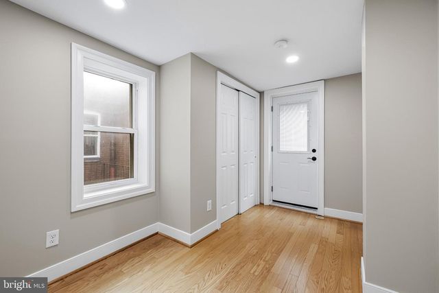 1815 FLEET ST, Baltimore, MD 21231