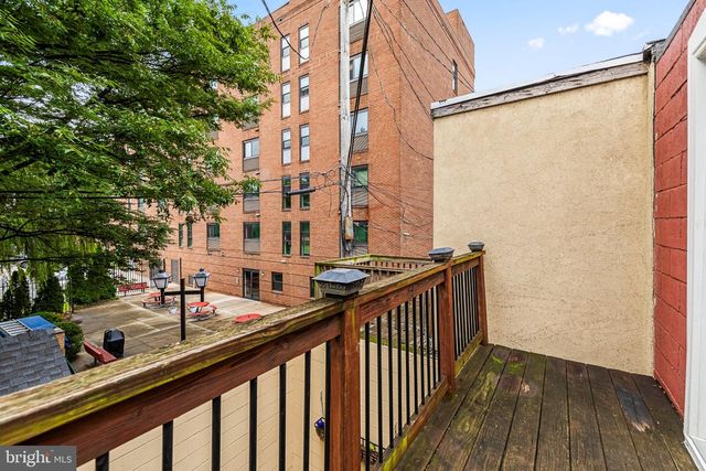 1815 FLEET ST, Baltimore, MD 21231