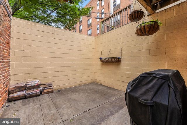 1815 FLEET ST, Baltimore, MD 21231