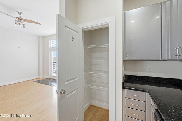 2011 Frankfort Ave 303, Louisville, KY 40206