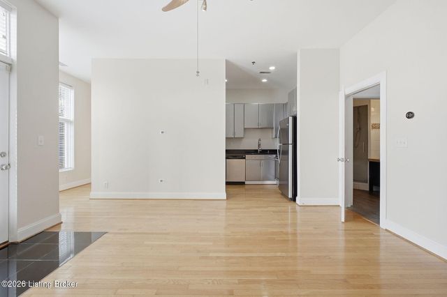 2011 Frankfort Ave 303, Louisville, KY 40206