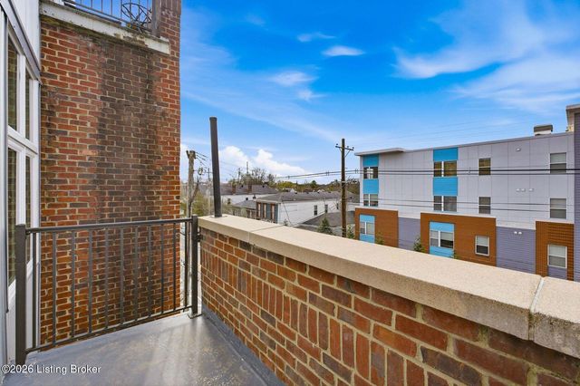 2011 Frankfort Ave 303, Louisville, KY 40206