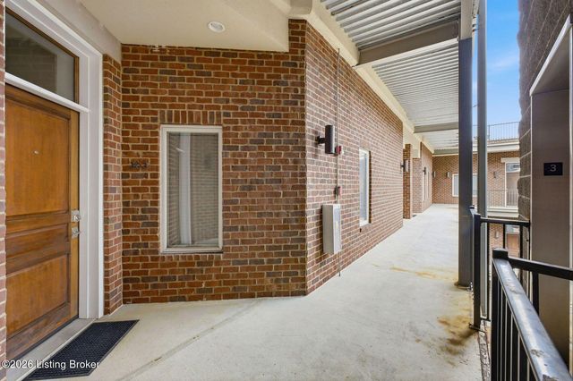 2011 Frankfort Ave 303, Louisville, KY 40206