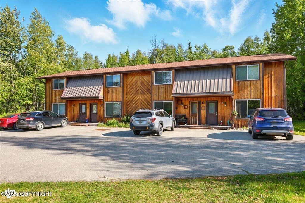 1181 N Elsinore Avenue, Wasilla, AK 99654
