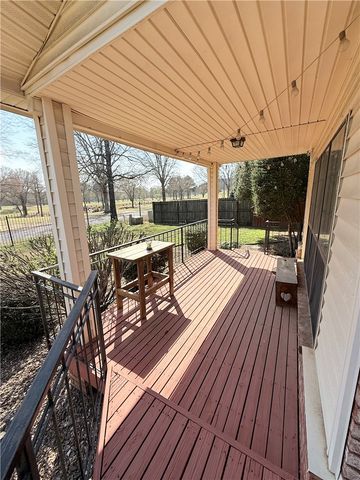 76 Club Road, Dover, AR 72837